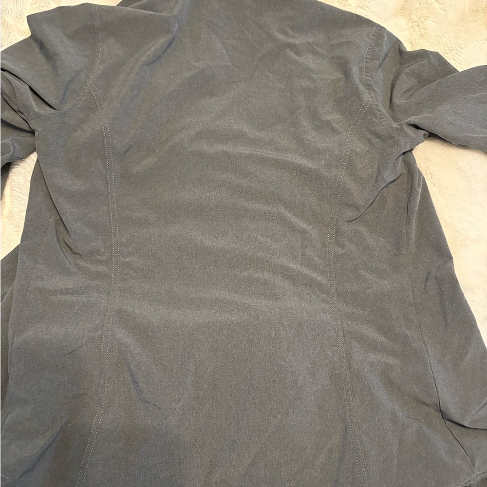 Button down shirt. - Picture 2 of 3